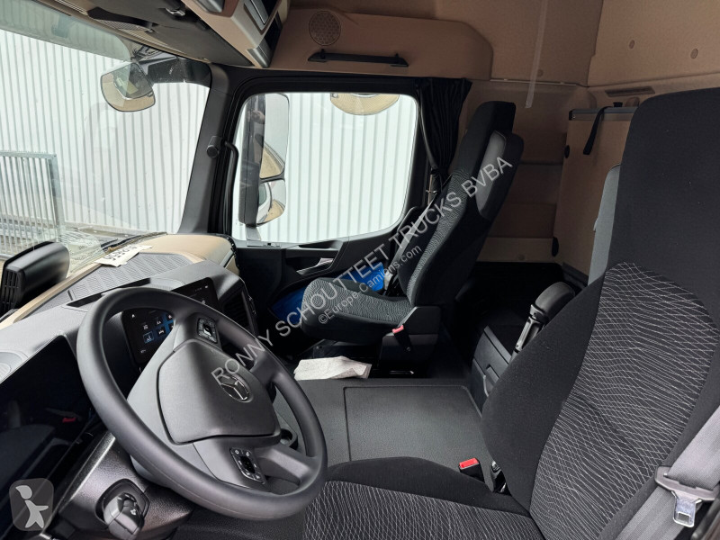 Kamion Mercedes Actros 2545 L 6x2 Actros 2545 L...