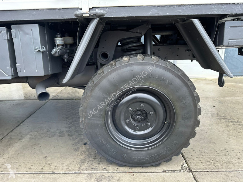 Vrachtwagen Unimog 4x4 RECONDITIONED EX MILITARY