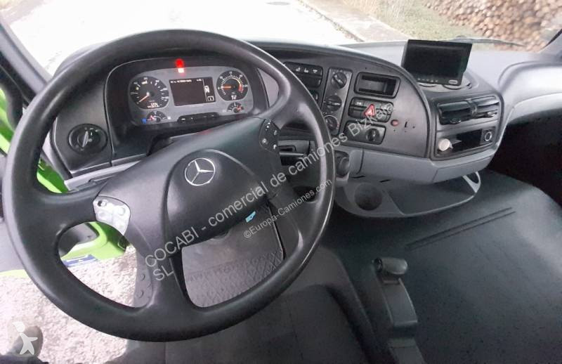 Camion Mercedes Con pluma