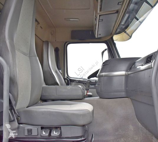 Camion Volvo FM 9 300 Kipper 5,00m *KRAN + FUNK...
