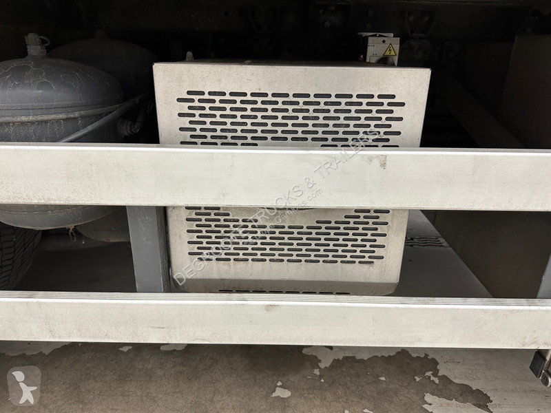Camión DAF 330 - 6x2