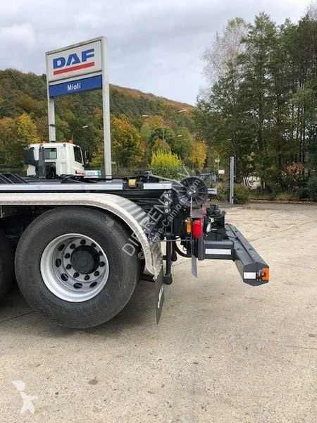 Camion DAF 480 FAS Containerhook LC TAM T22