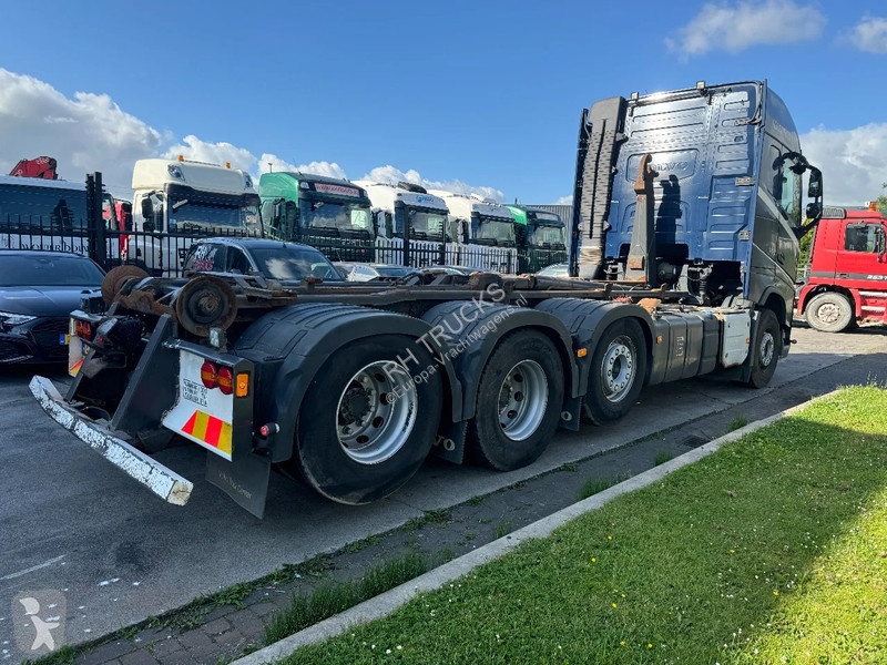Camion Volvo 500 8X2 EURO 6 + PALFINGER T22...