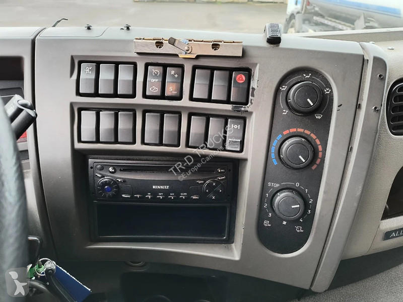 Camion Renault 280 13500L FUEL / CARBURANT...