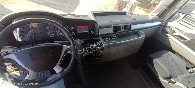 Camion MAN 18.440