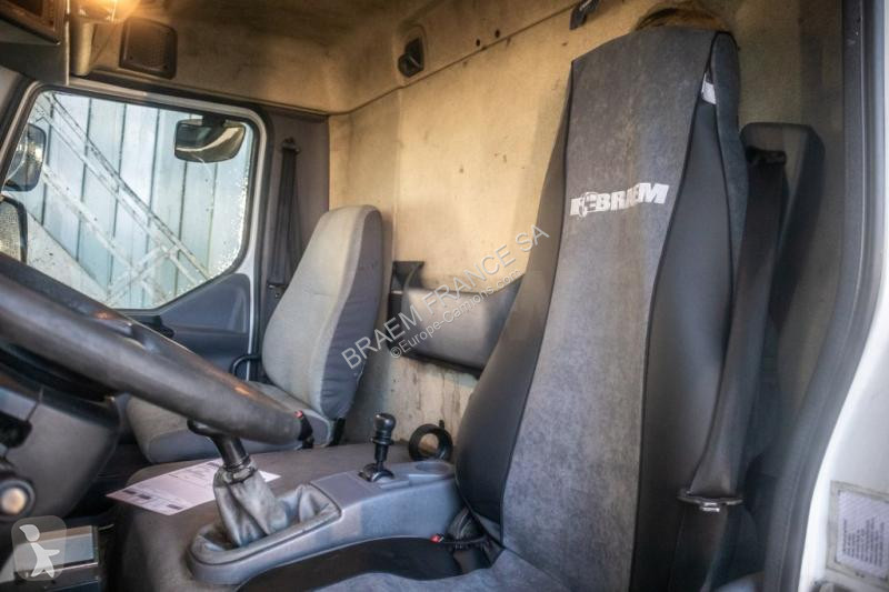 Camion Renault  180 DCI+5500L/3COMP LAMES