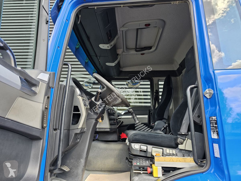 Kamion MAN 35.400 8x4-4 / PALFINGER Z CRANE +...