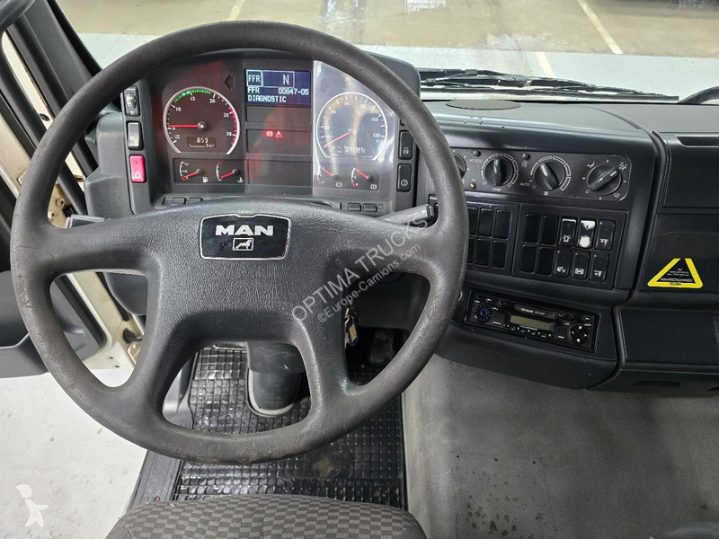Camion MAN 28.360 6x2 / AIRCO / LIFTAS