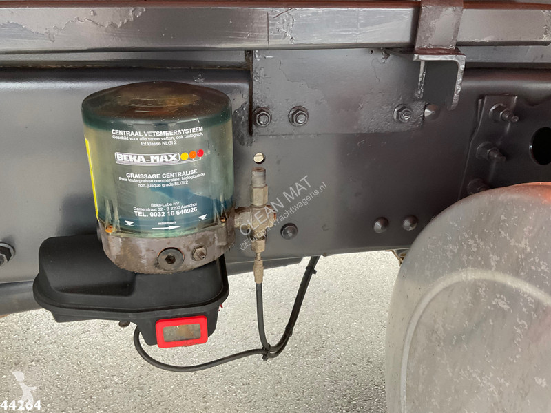 Camion Volvo 340 4x4 Palfinger 10 Tonmeter...