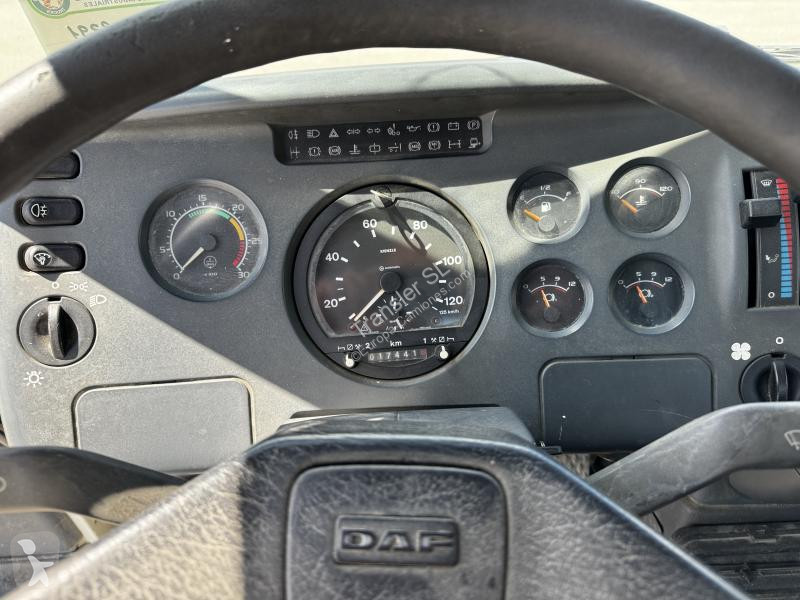 Vrachtwagen DAF 210CS
