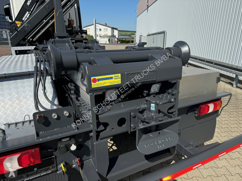 Camion Mercedes Arocs 3351 AK 6x6 Arocs 3351 AK...