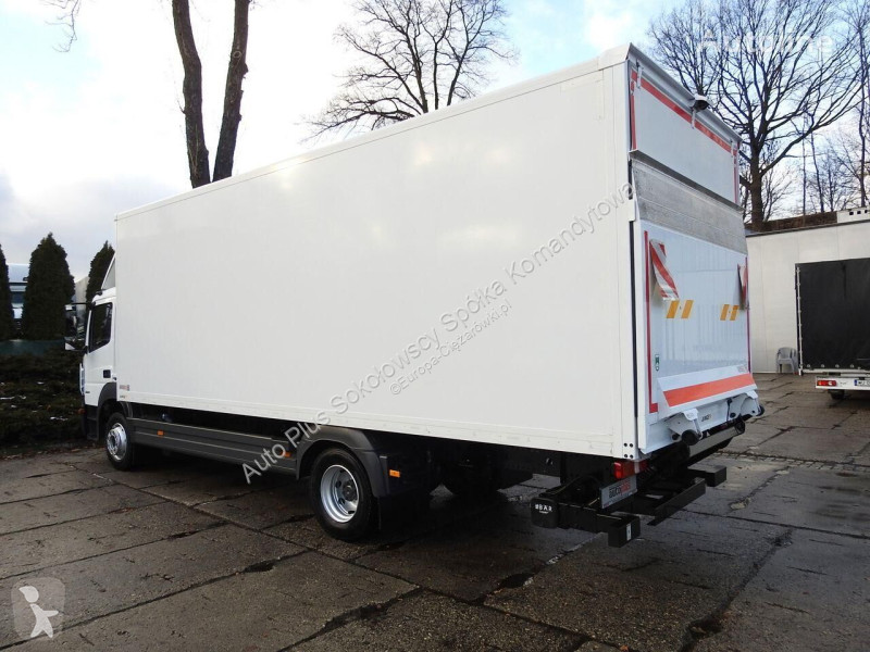 Camion Mercedes ATEGO 12.24 KONTENER WINDA 18...