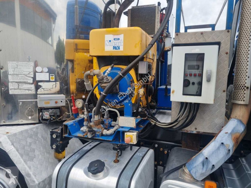 Lastbil MAN 26.400 6x2/4 Asphaltkocher GTK