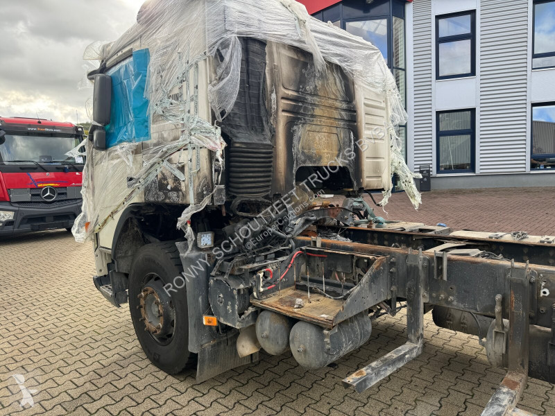 Camião  FM 380 6x4 R mit Brandschaden FM 380...