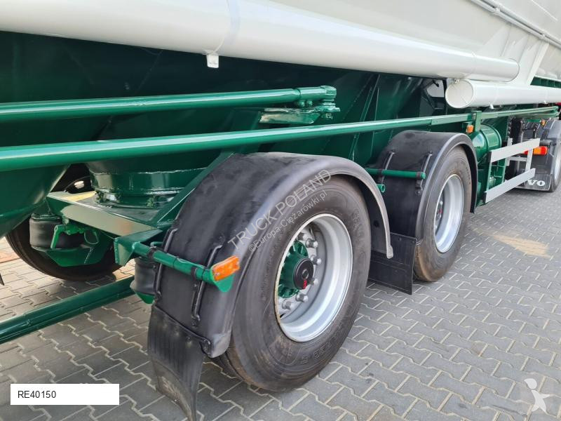 Semirimorchio  with suction WELGRO fodder,...