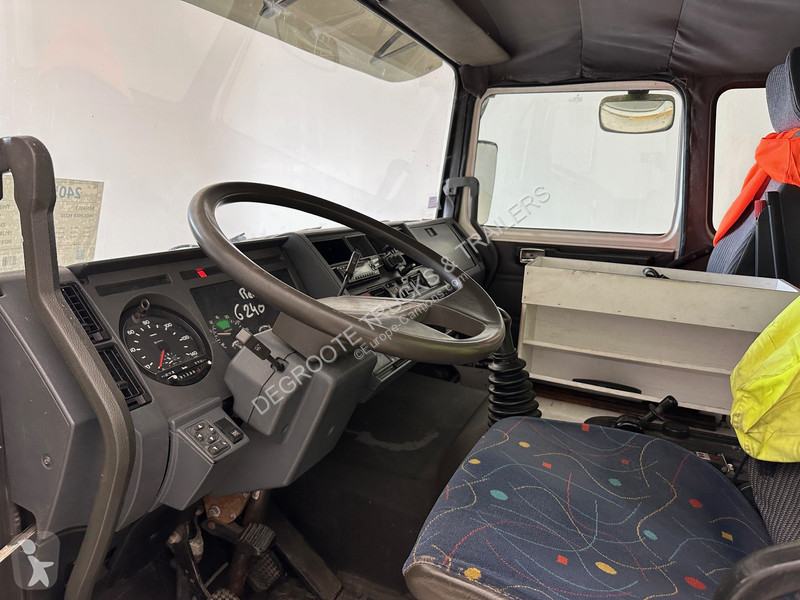 Kamion Renault 230