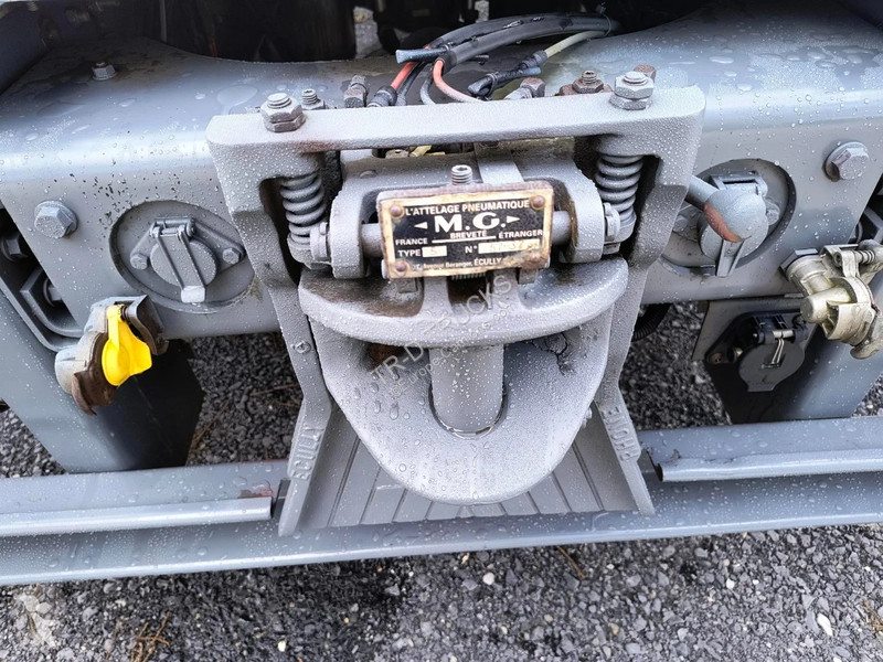 Camion Renault 370 11000L INSULATED INOX TANK -...