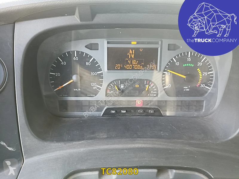 Kamion Mercedes 1018
