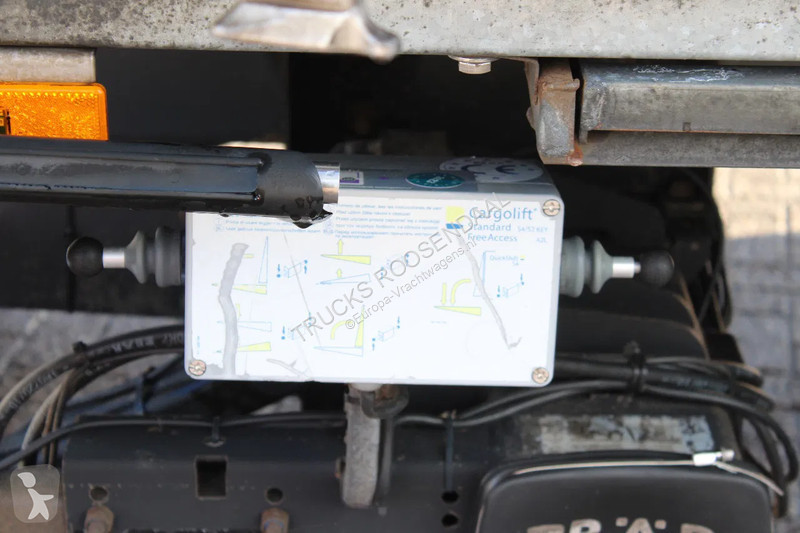 Camion Mercedes 1222 + EURO 5+ 12T + LOW KM +...
