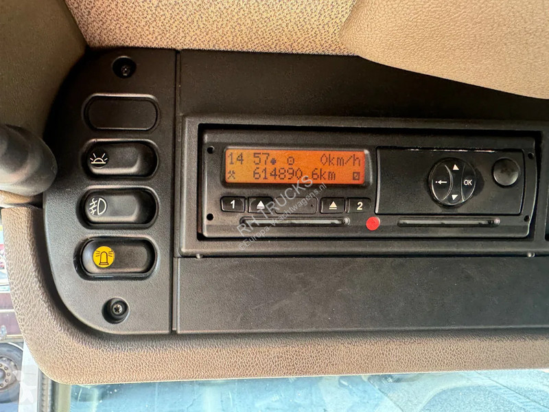 Kamion DAF 85360 8x2 + HIAB 422E8 REMOTE CONTROLE