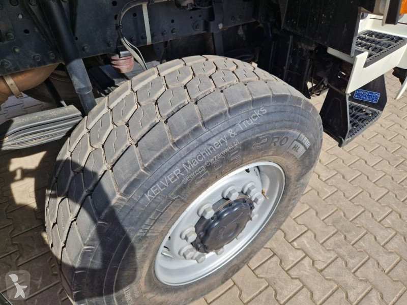 Lastbil MAN TGS 8x6 kipper