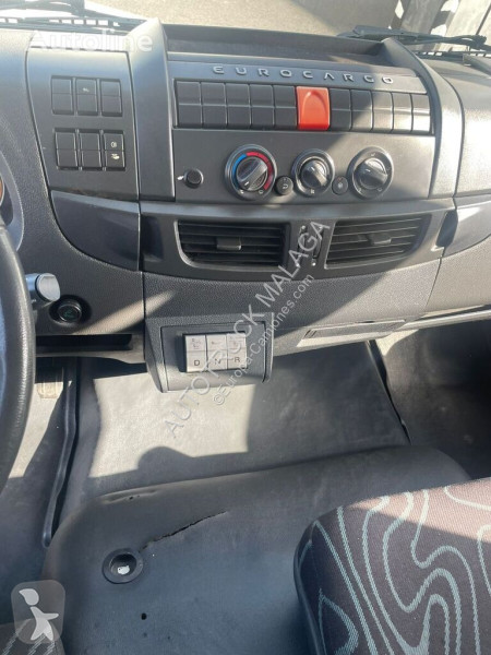 شاحنة Iveco EUROCARGO ML100 PLACAS