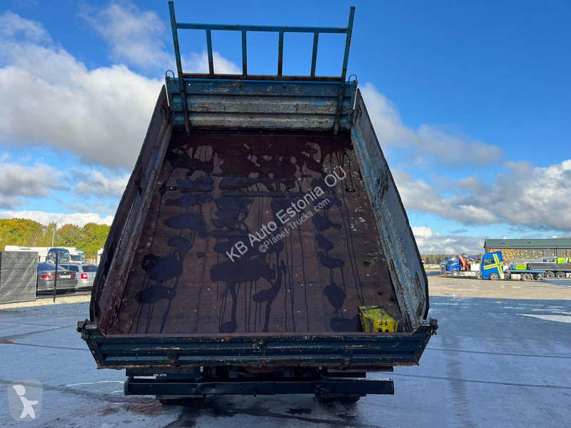 Camión Mercedes 816D 4x2 BOX L=3094 mm / 7 SEATS