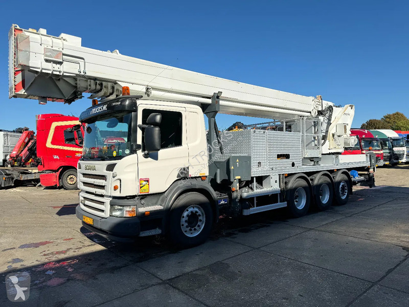 Kamion Scania P400 8X4 MUTITE J360 60METER EURO 5