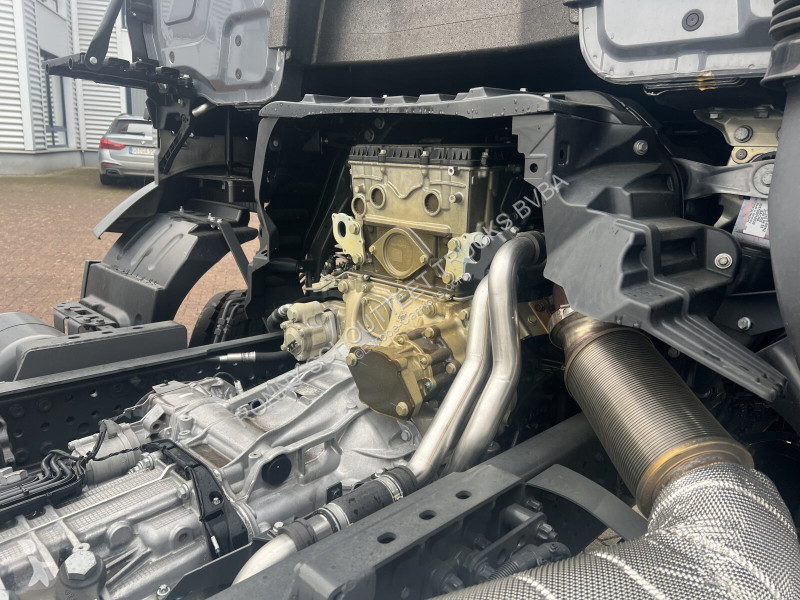 Kamion Mercedes Arocs 3251 L 8x4/4 Arocs 3251 L...