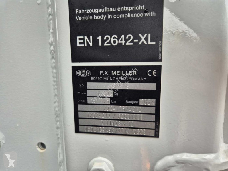 Camion Iveco X-Way AD200X48 HR OFF 4x2 Meiller...