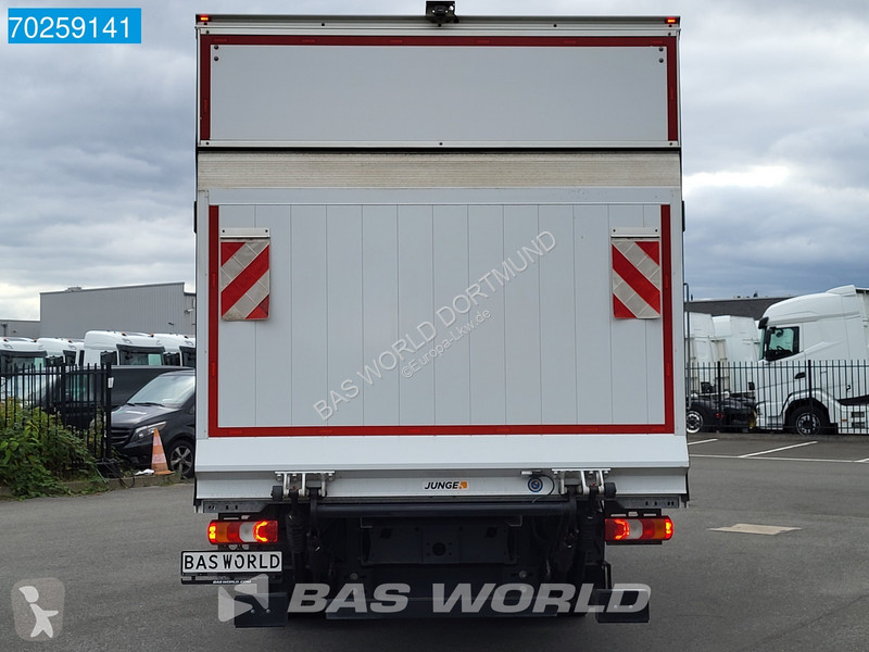 Camion Mercedes 816 4X2 7.49t Thermoking B-100...