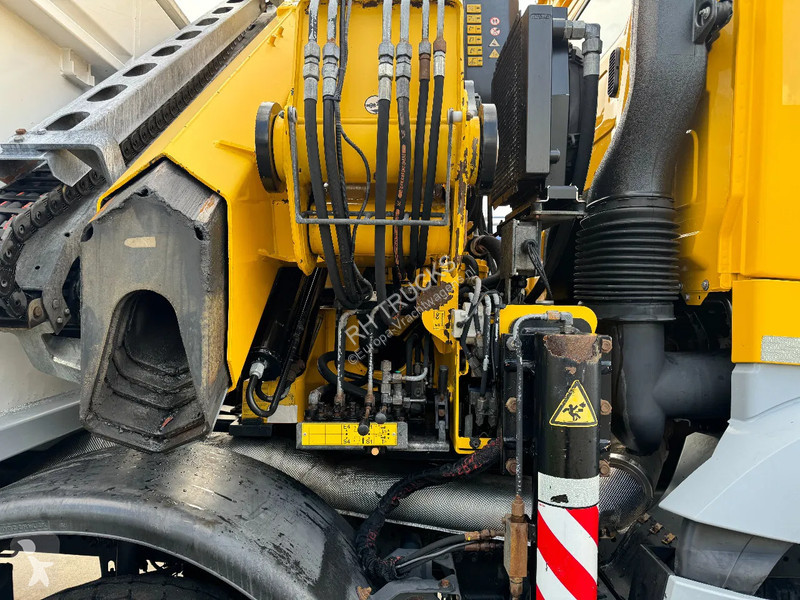 Lastbil Mercedes 4448 8X4 + EURO 6 + FASSI F315...