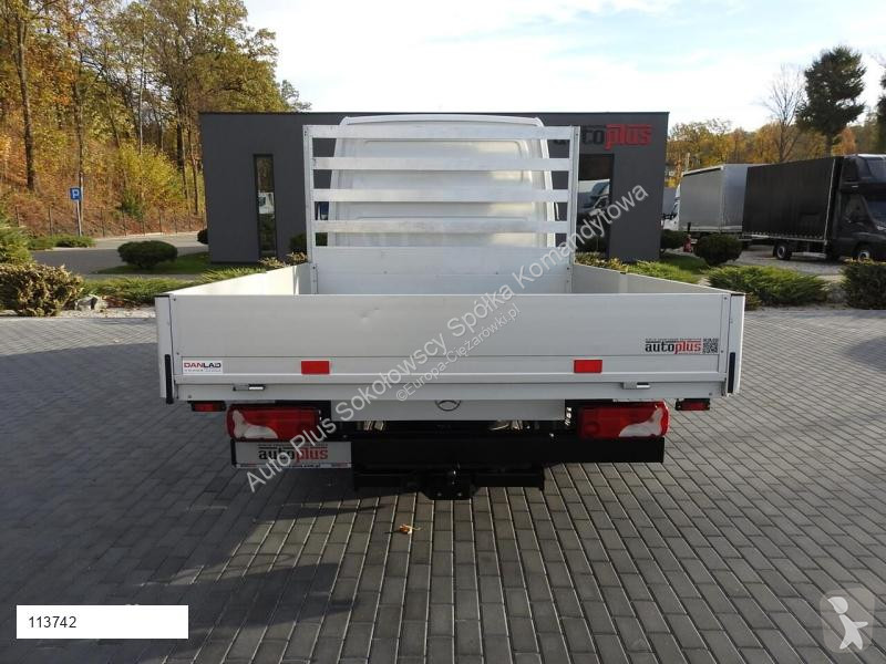 Véhicule utilitaire Mercedes SPRINTER 516...
