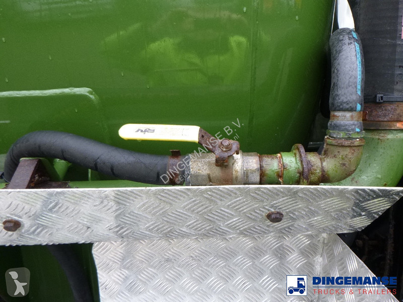Lastbil Volvo FM7 290 6X4 RHD vacuum tank 13.7 m3