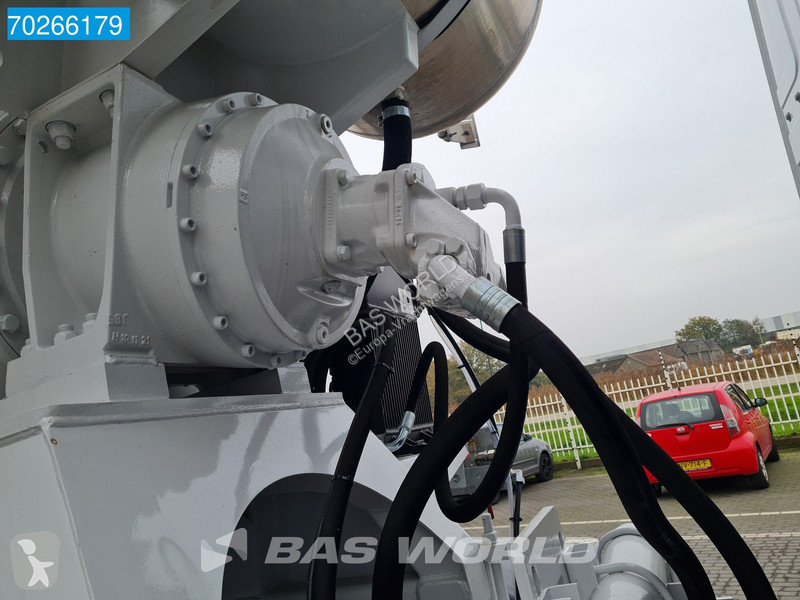 Camion Mercedes 4142 8X4 NEW Remmel Mixer10m3...