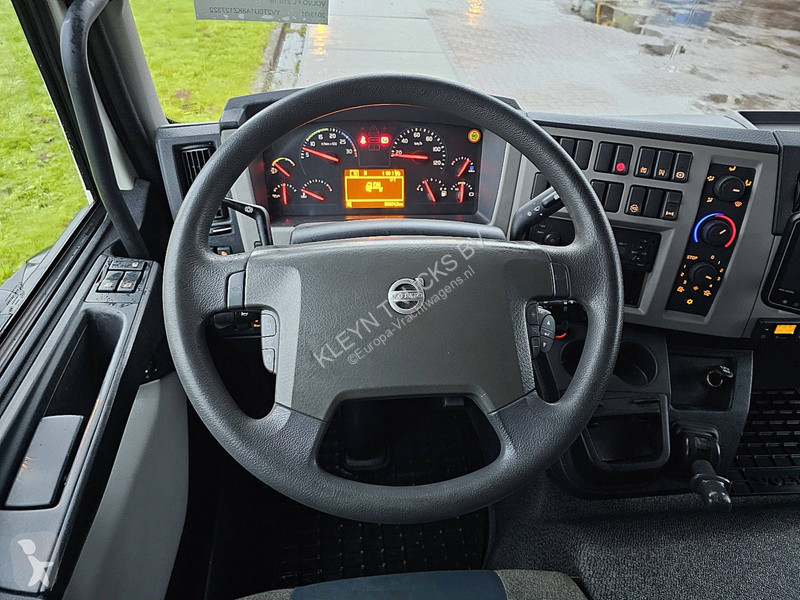 Camion Volvo 210.16 94TKM! LIFT ISO-BOX
