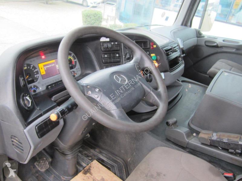 Kamion Mercedes 3236