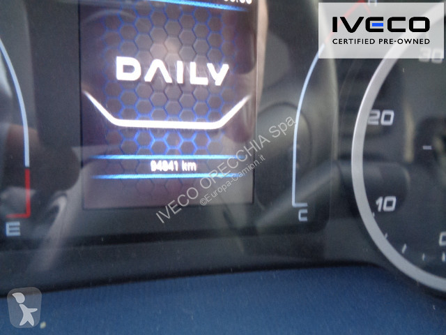 Kamion Iveco DAILY 70C18