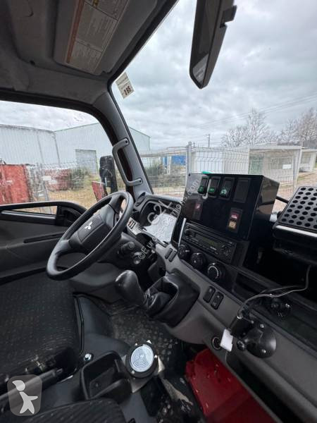 Camion Mitsubishi Fuso