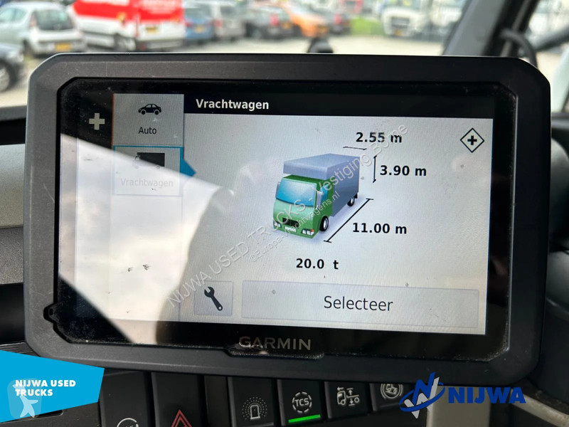 Camion Volvo 330 Schuifzeil + Laadklep
