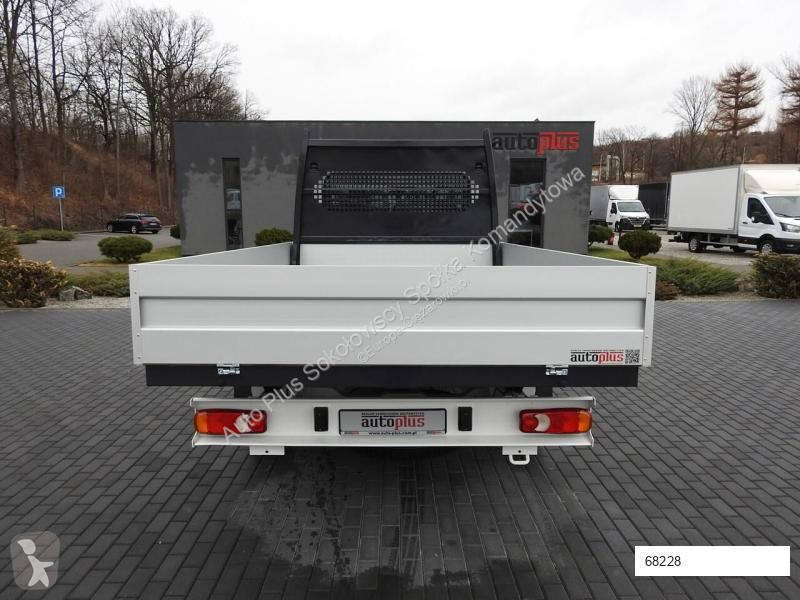 Véhicule utilitaire Peugeot BOXER SKRZYNIA...