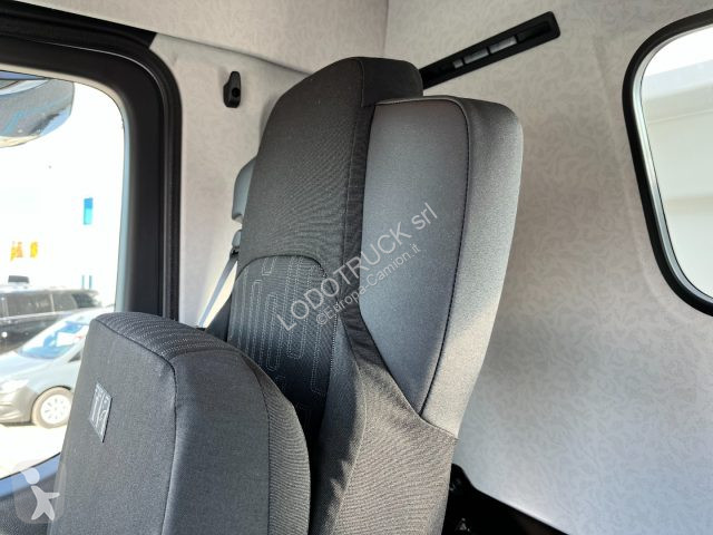 Camion Mercedes AROCS 4151 K 8X4/4