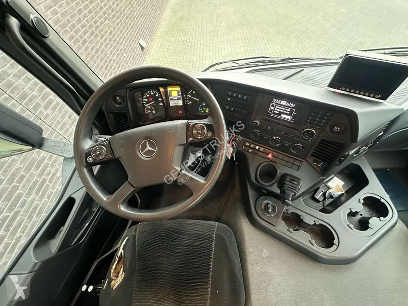 Kamion Mercedes 8X4 VDL S-30-6600...