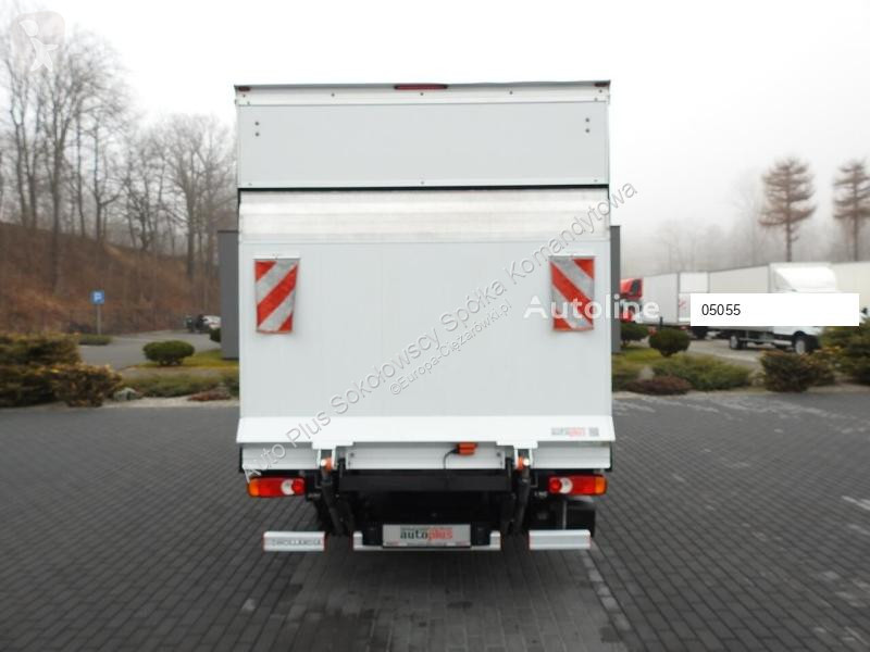Camion Peugeot BOXER KONTENER WINDA 8 PALET...