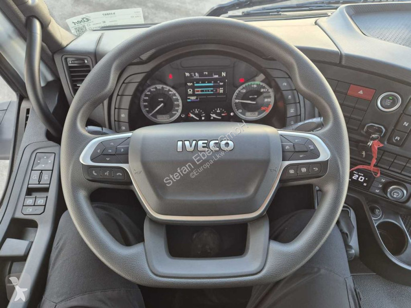 Kamion Iveco X-Way AD200X40 HR OFF Meiller...