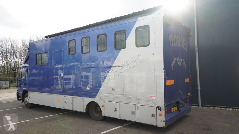 Camion Volvo FL 6-9 HORSE TRANSPORT 341.000KM...
