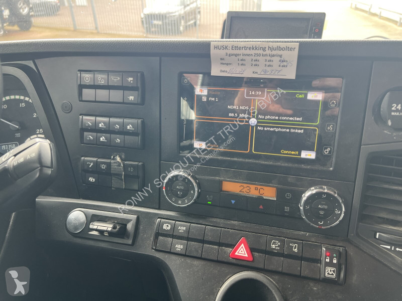 Vrachtwagen Mercedes Arocs 3253 K 8x4/4 Arocs...