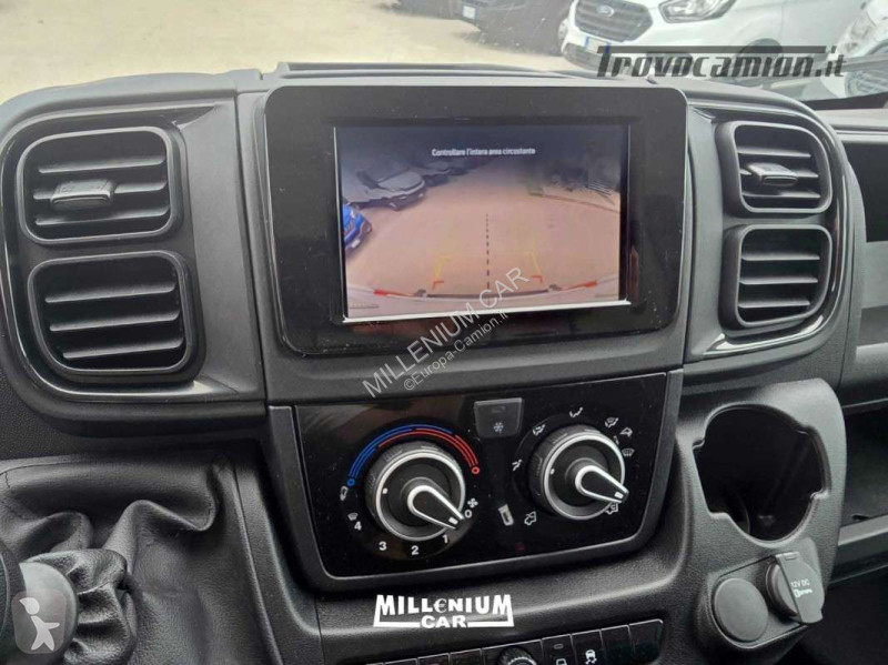 Autoutilitară Fiat L2H1 KM 77000 2022