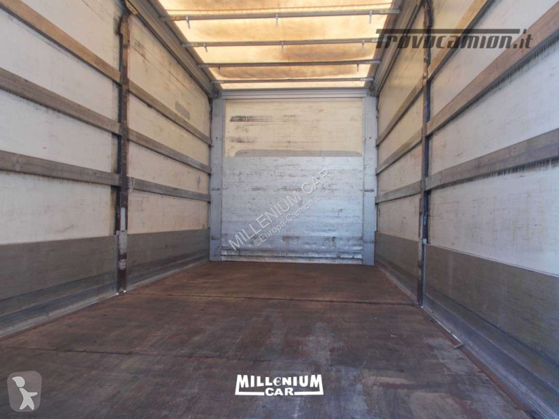 شاحنة Iveco 100E22 CENTINATO 6,30 SPONDA EURO 6