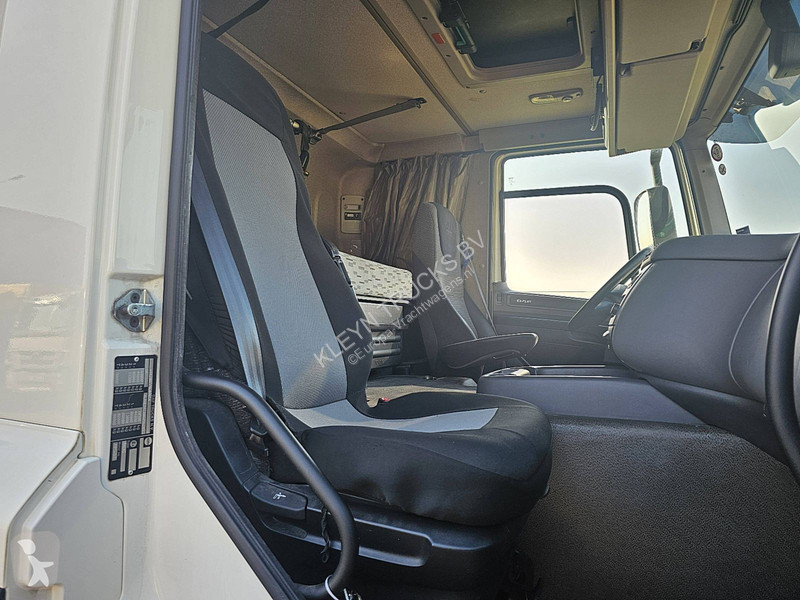 Camion DAF 330